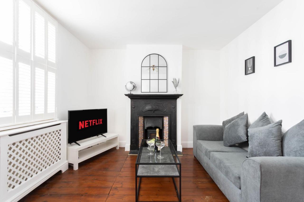 30 Percent Off Monthly Stays - City Centre - 3 Bedrooms St Albans Bagian luar foto