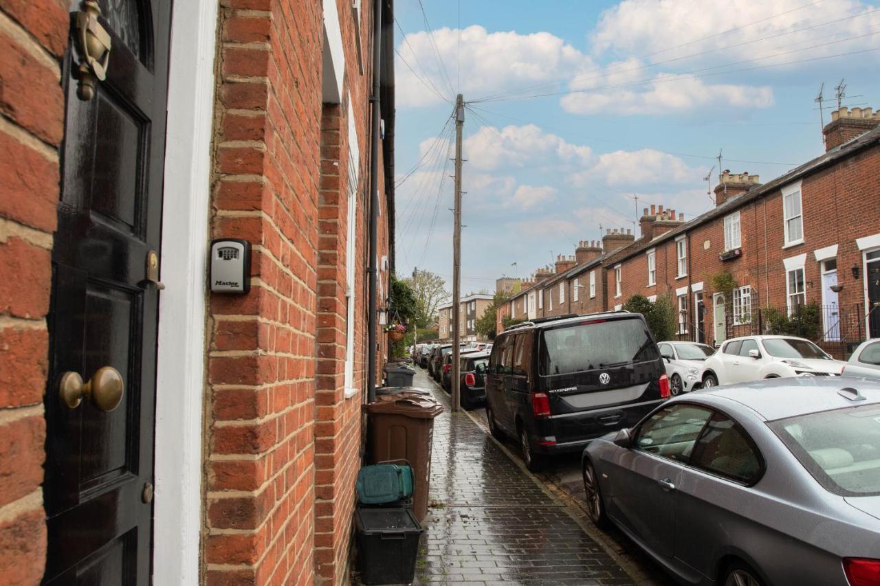 30 Percent Off Monthly Stays - City Centre - 3 Bedrooms St Albans Bagian luar foto