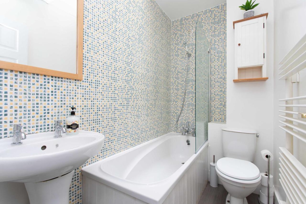 30 Percent Off Monthly Stays - City Centre - 3 Bedrooms St Albans Bagian luar foto